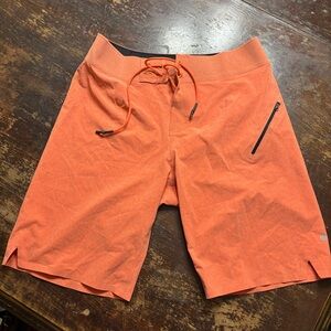 Lululemon Mens Board/Swim Trunks Active Shorts  Size 32
